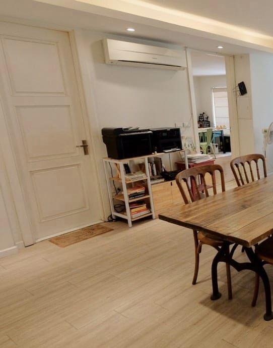 Bán nhà ở Võng Thị, Tây Hồ diện tích 113m2 giá 33 tỷ