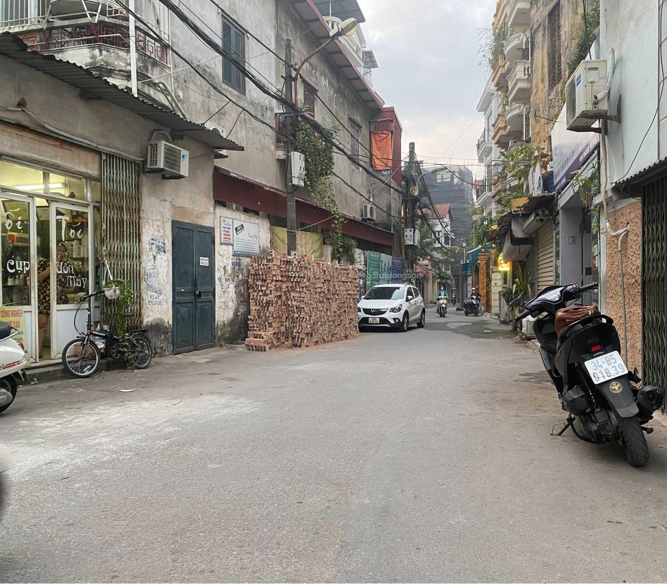 Bán gấp nhà ở Tây Hồ do chuyển nơi ở diện tích 31m2