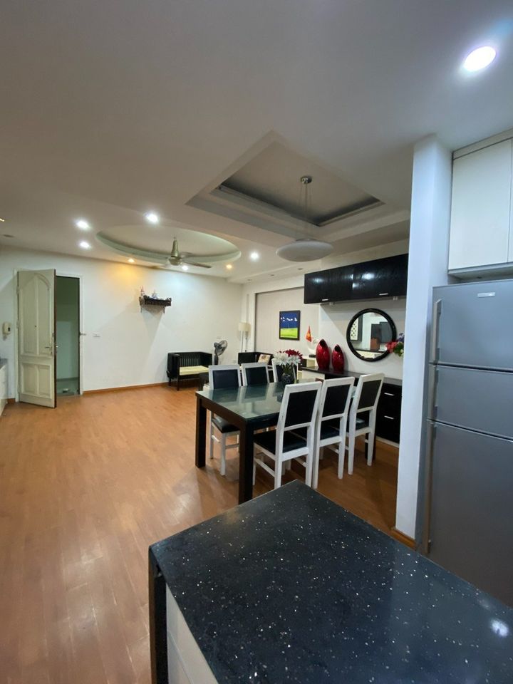 Cho thuê căn hộ 17T8 Hoàng Đạo Thuý