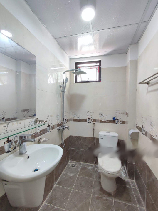 Chính chủ cần bán gấp nhà 4 tầng 32m2 giá 1,47 tỷ tại Phụng Châu, Chương Mỹ