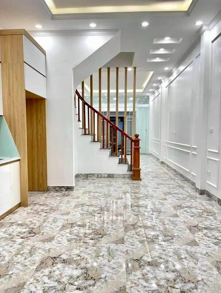 Bán nhà lô góc diện tích 42m2 giá 4,1 tỷ tại Doãn Kế Thiện, Cầu Giấy