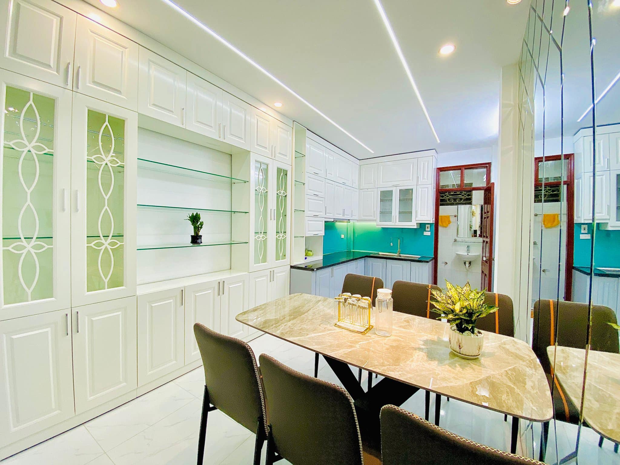 Bán nhà 5 tầng diện tích 45m2 giá 5,8 tỷ tại Cát Linh, Đống Đa