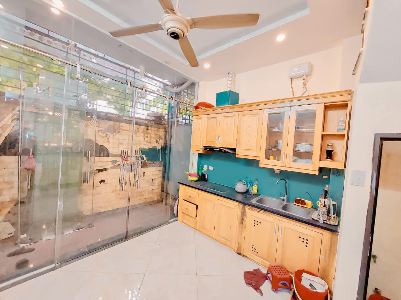 Cần bán nhà 5 tầng diện tích 42m2 giá 5,2 tỷ tại Tôn Đức Thắng, Đống Đa
