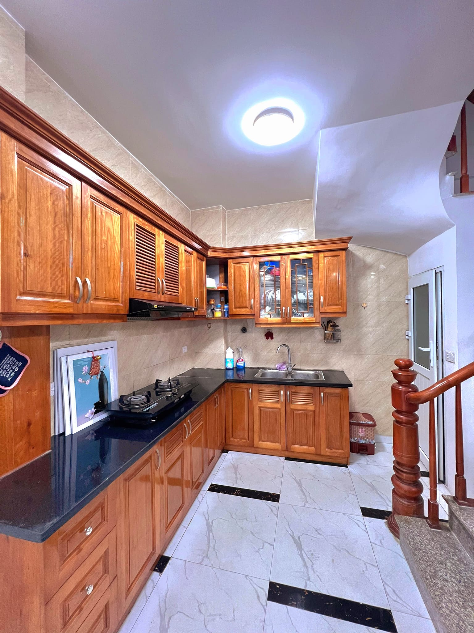 Bán nhà 5 tầng diện tích 30m2 giá 3,5 tỷ tại Trương Định, Hoàng Mai