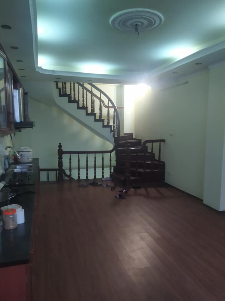 Cho thuê nhà nguyên căn 6 tầng tại Đặng Xuân Bản, Hoàng Mai
