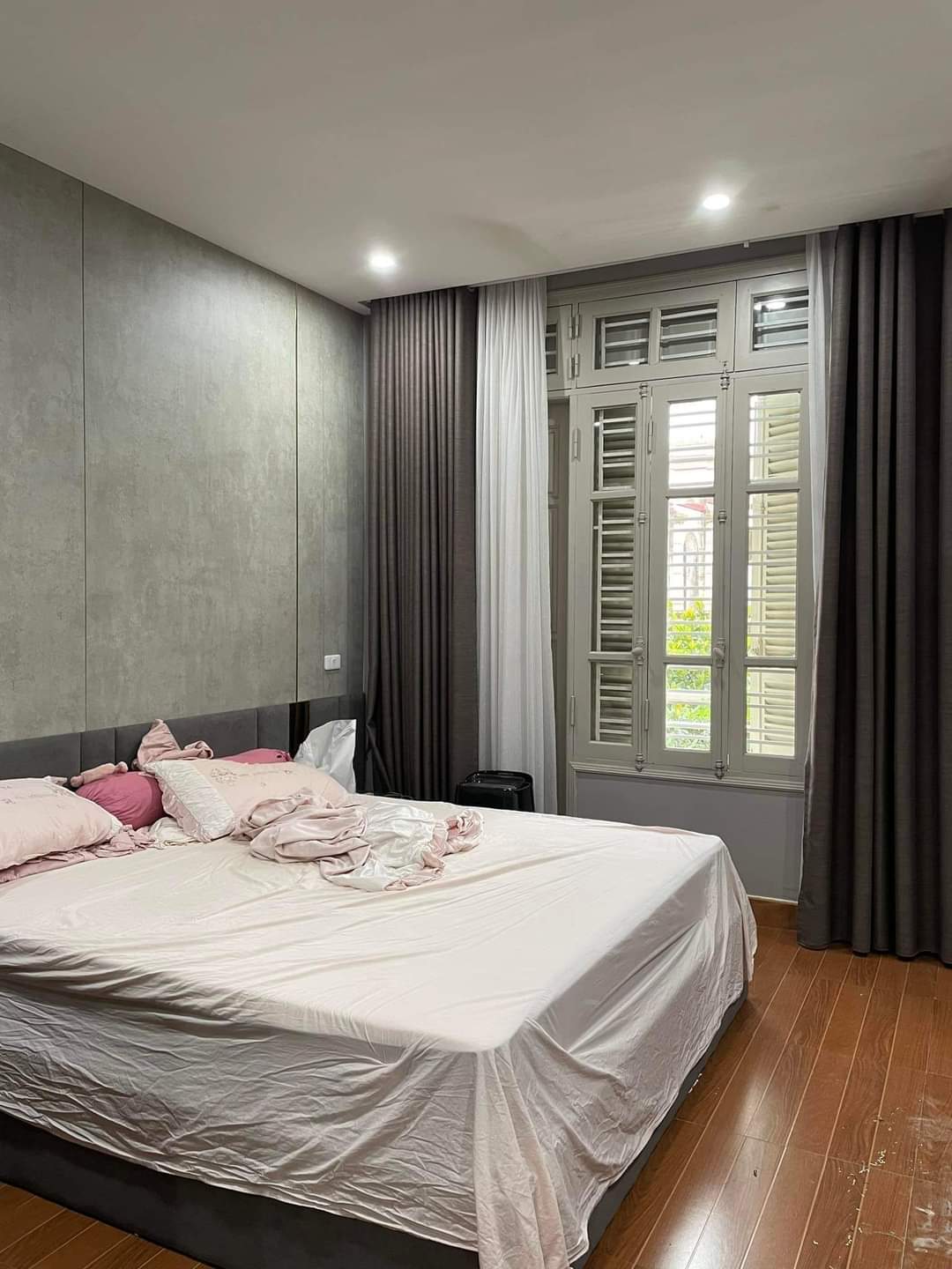 Chính chủ cần bán nhà 5 tầng diện tích 82m2 giá 10 tỷ tại Tây Hồ