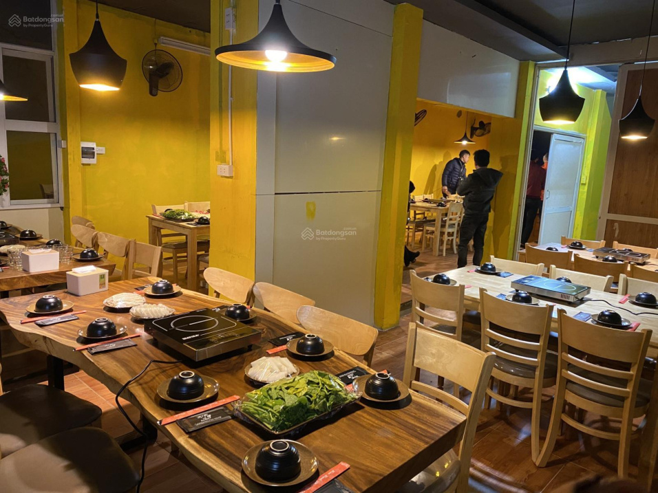 Cần sang nhượng quán nhậu tại Ngọc Khánh, Ba Đình diện tích 80m2 giá 15 triệu/tháng