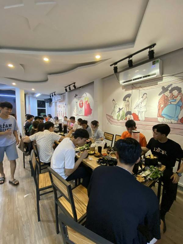 Sang nhượng quán ăn tại ngã tư Nguyễn An Ninh, Hoàng Mai