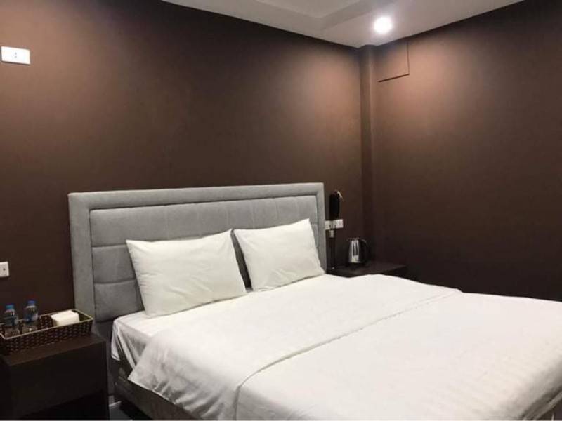 Chính chủ cần sang nhượng nhà nghỉ tại Nguyễn Chí Thanh, Đống Đa