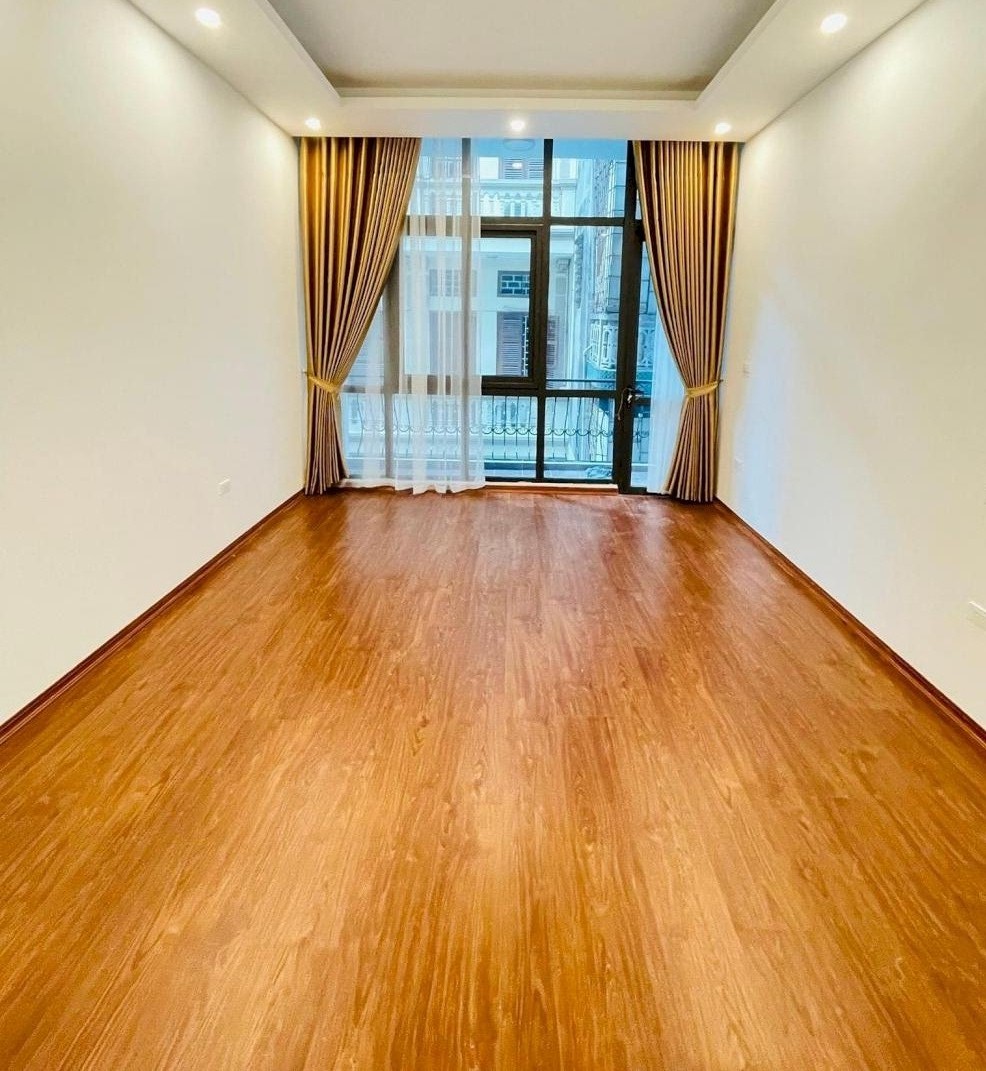 Bán nhanh nhà 4 tầng ở Nguyễn Trãi, Thanh Xuân, Hà Nội