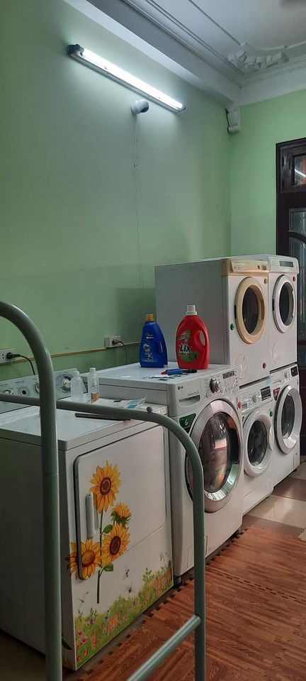 Cần nhượng lại cửa hàng giặt sấy tại ngõ 1002 Đường Láng