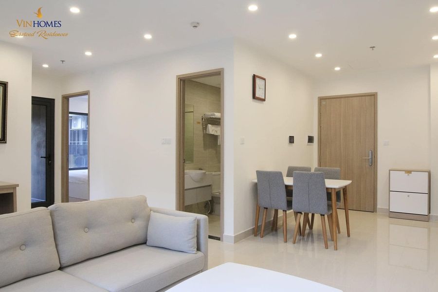 Chính chủ thuê căn hộ cao cấp số 5 Linh Lang, Ba Đình