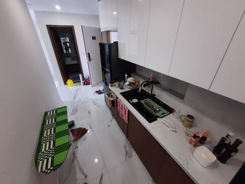 Cho thuê căn hộ chung cư 90m2 Sunshine City