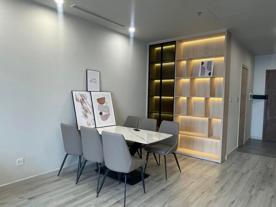 Cho thuê căn hộ 2 ngủ tòa Golden Land 275 Nguyễn Trãi