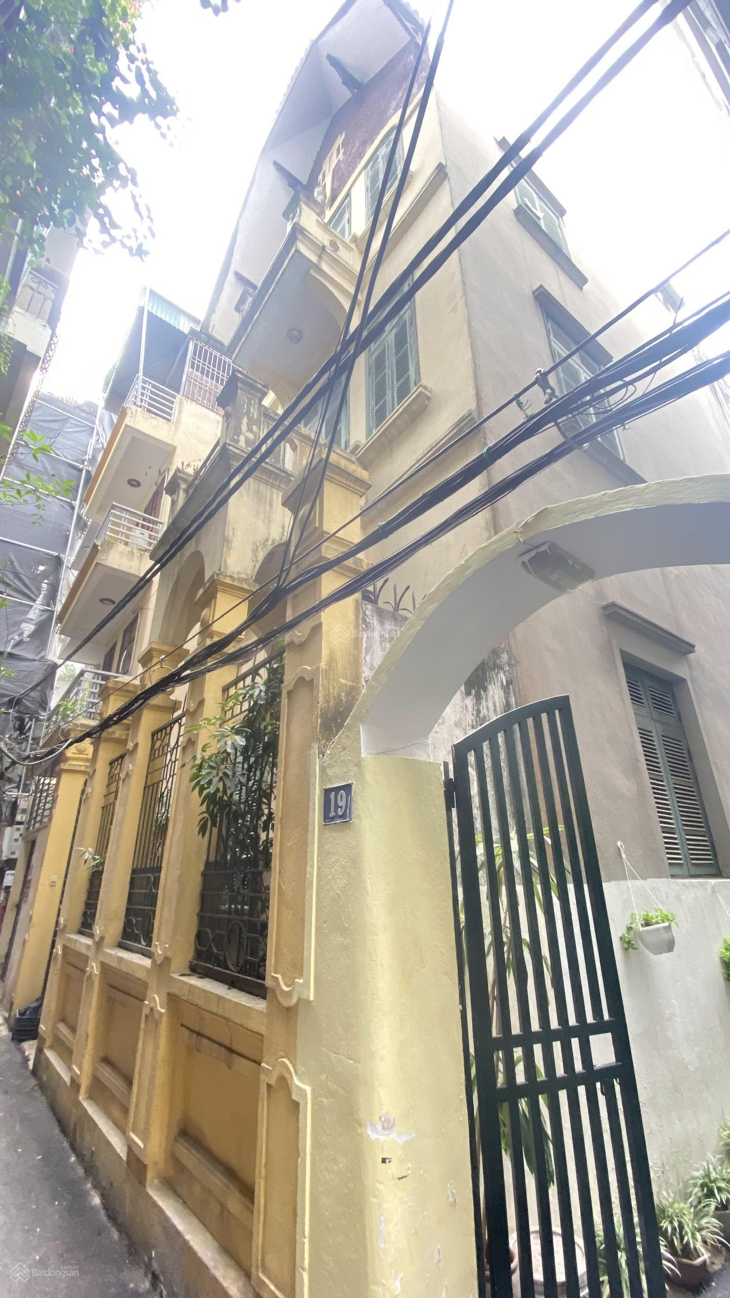 Cần bán nhanh căn nhà phố Xuân Diệu Tây Hồ Hà Nội 