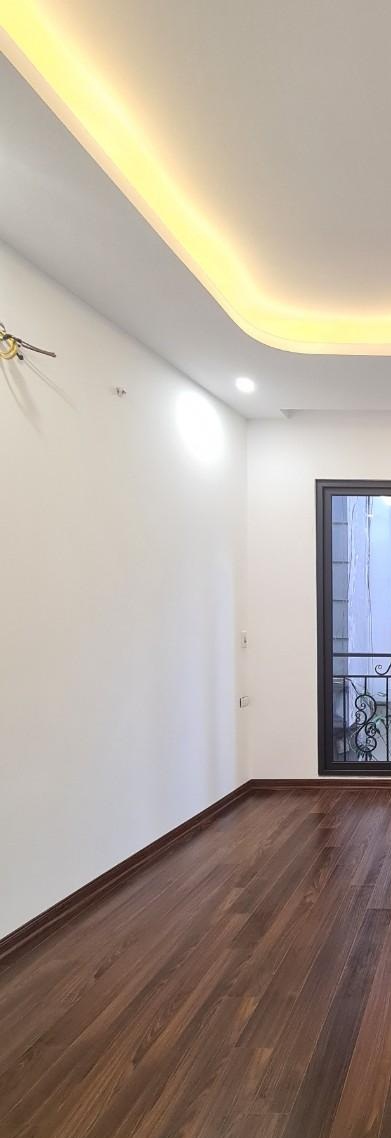 Bán căn nhà ở Tứ Liên,  Âu Cơ, Tây Hồ, Hà Nội