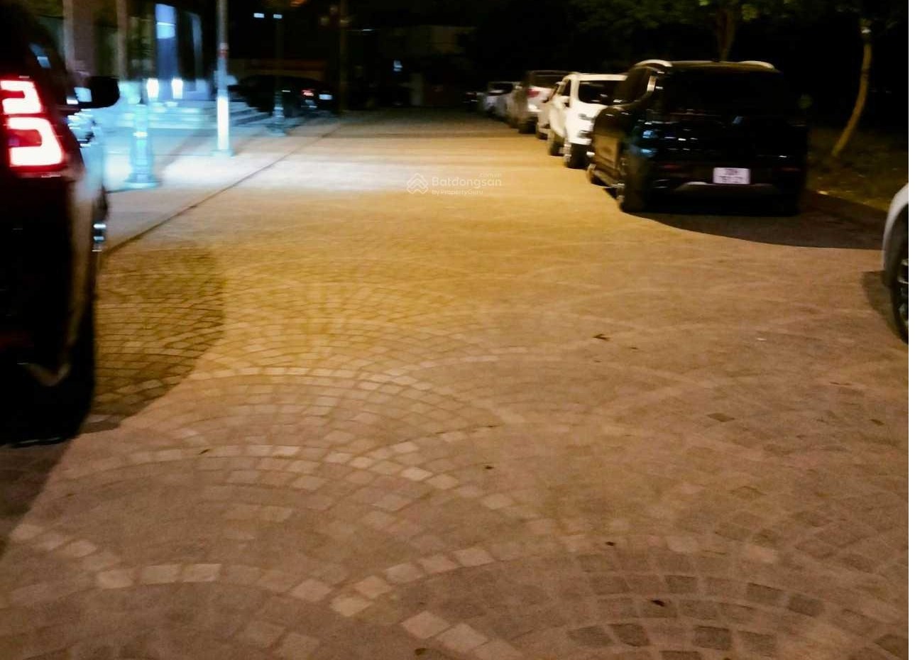 Cần tiền trả nợ nên bán nhanh căn nhà 3 tầng ở Thạch Thất, Hà Nội