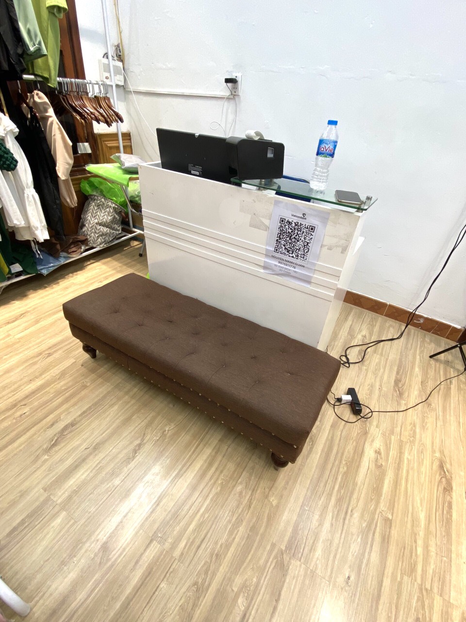 Cần sang nhượng shop thời trang tại 1194 đường Láng