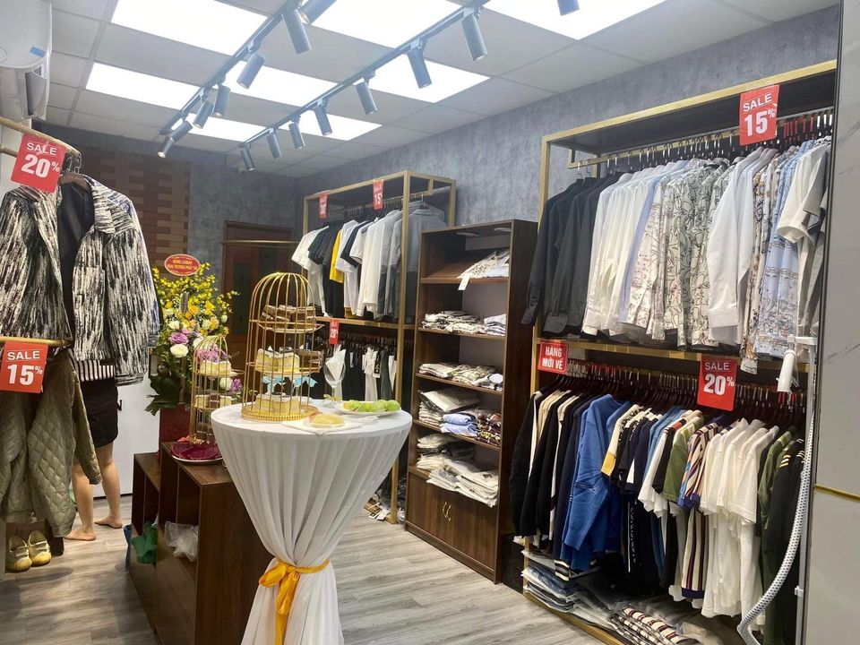 Cần nhượng lại shop thời trang tại Phố Huế, Hai Bà Trưng