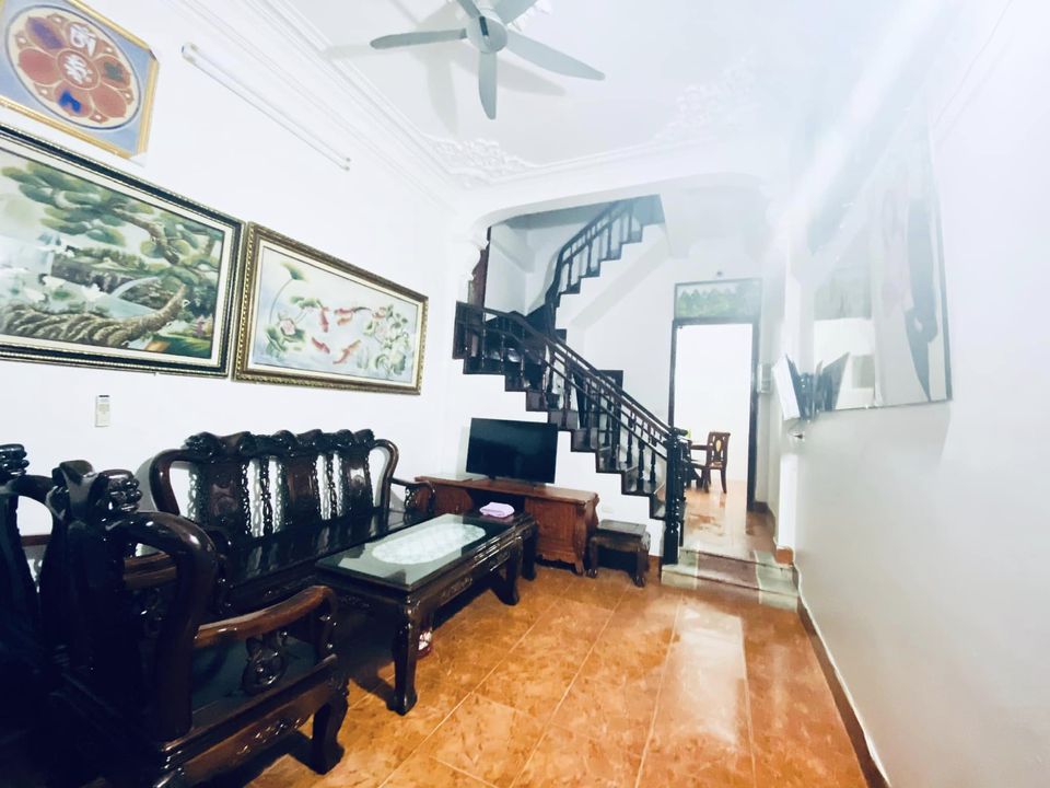 Cho thuê nhà nguyên căn ở Nguyễn Khang, Yên Hoà, Cầu Giấy