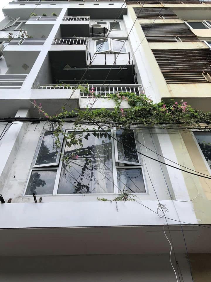 Cho thuê nhà riêng 6 tầng Hoàng Quốc Việt, Cầu Giấy giá 15tr/tháng