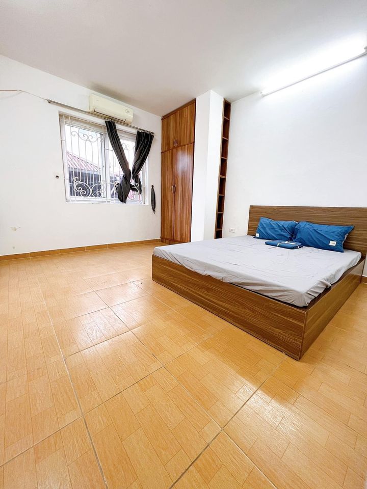 Chính chủ cần cho thuê căn hộ tại 210 Đội Cấn giá 8tr/tháng