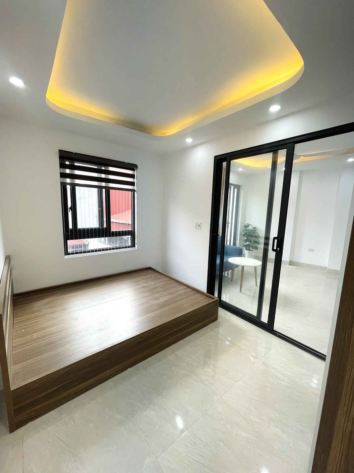 Cho thuê căn hộ tại ngõ 58 Nguyễn Khánh Toàn, giá 7,2tr/tháng