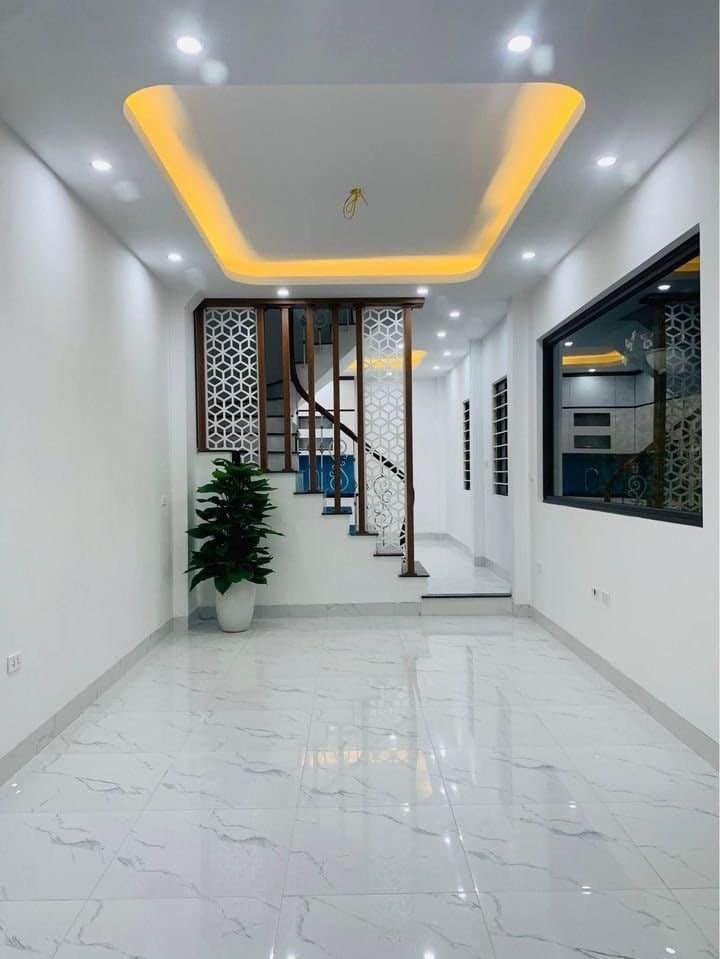 Cho thuê nhà 4 tầng tại Đào Tấn, Ba Đình giá 12tr/tháng