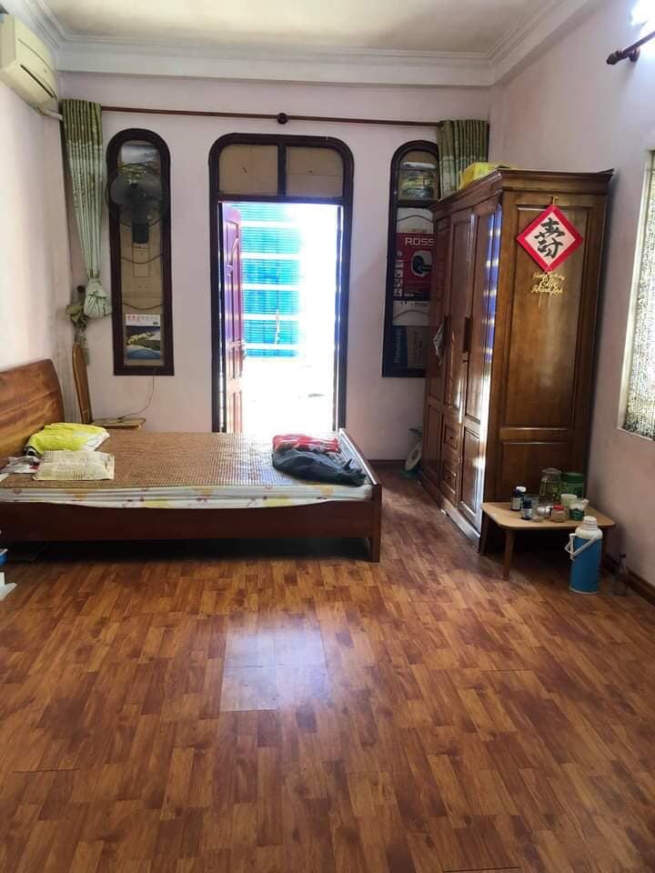 Cho thuê nhà nguyên căn 4 tầng tại Tam Trinh, Hoàng Mai