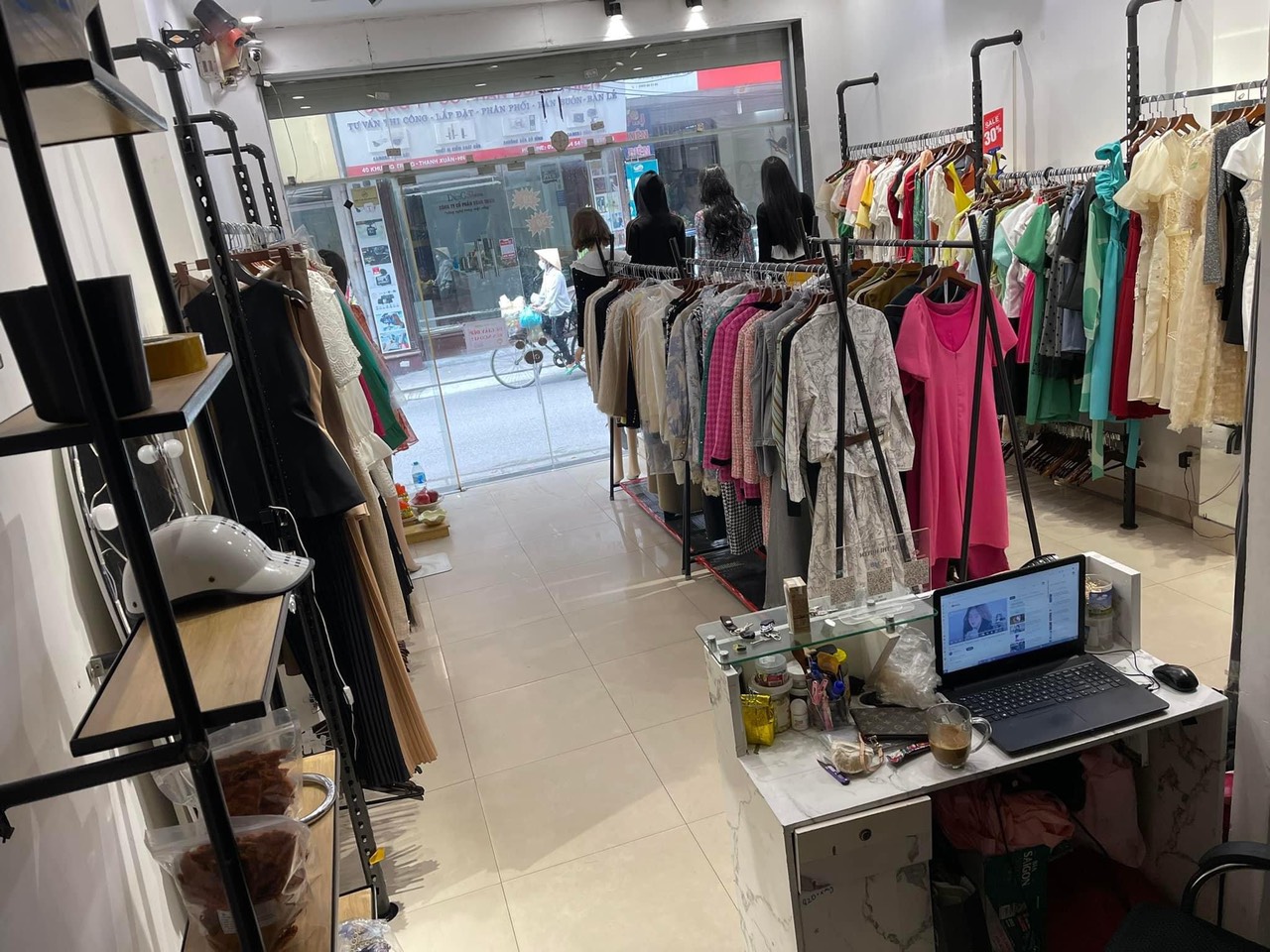 Cần sang nhượng lại cửa hàng thời trang tại 81 Khương Trung, Thanh Xuân