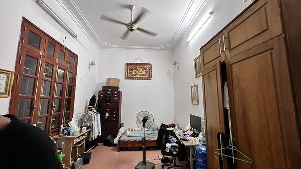 Cần bán ngay đúng 20m đất ra mặt phố - gara oto 7 chỗ - nhà 3 mặt ngõ - đầu tư chia 2 lô xây bán hợp lý - ngõ thông