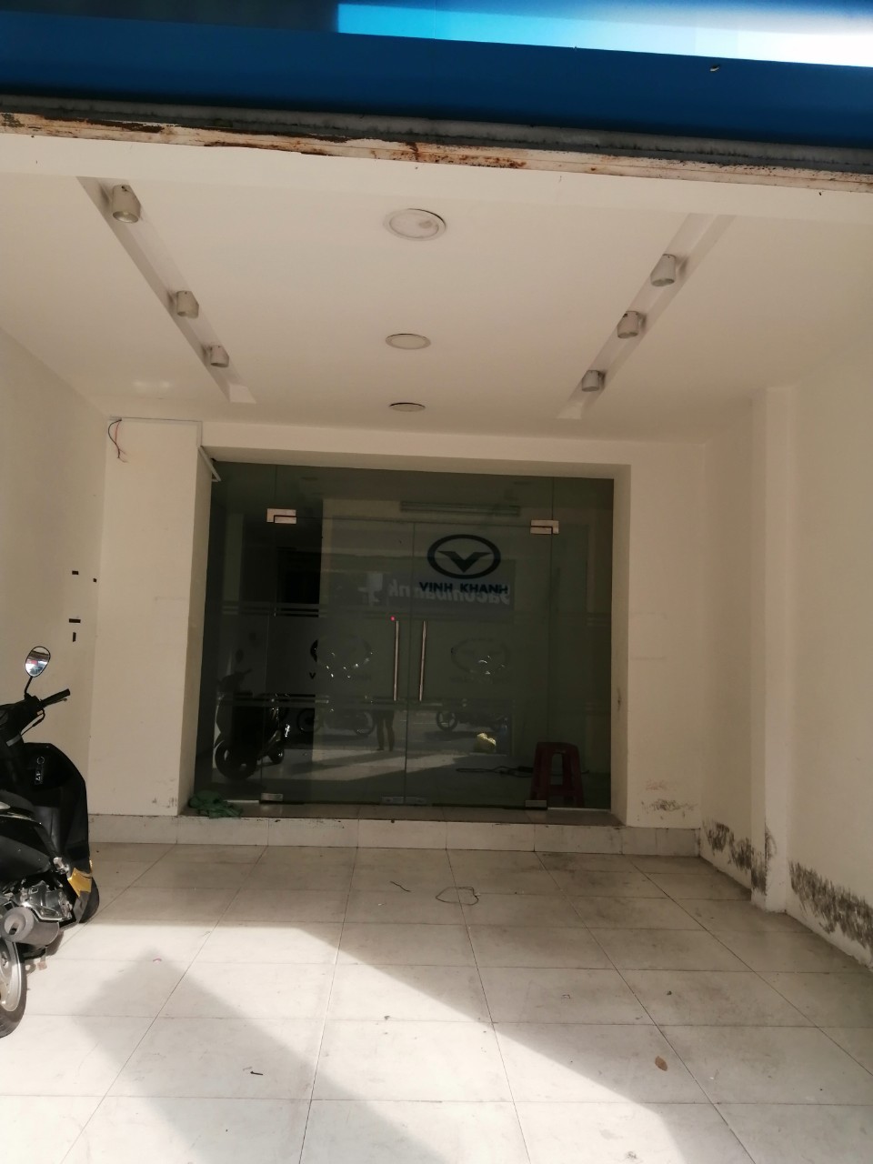 Cho thuê nhà mặt tiền 4 lầu đường 3/2 phường 14, quận 10