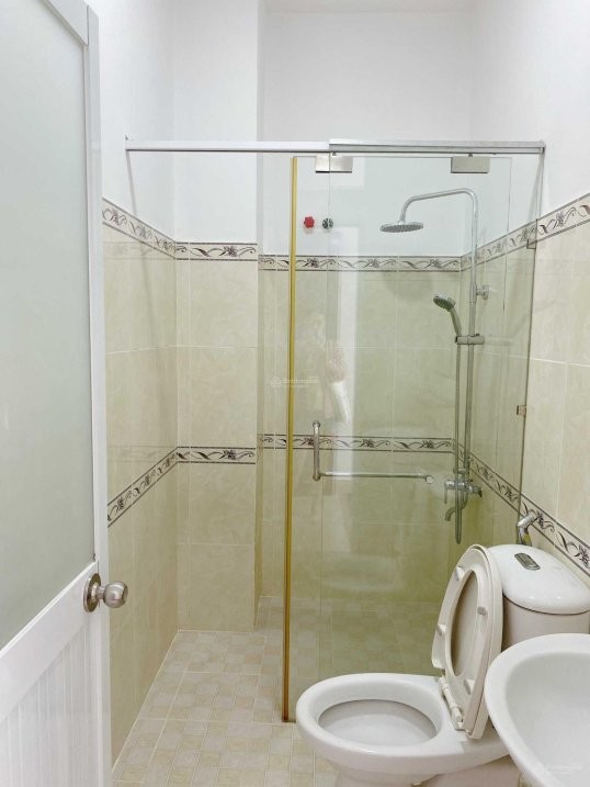 Cho thuê nhà nguyên căn đường Lý Phục Man, quận 7