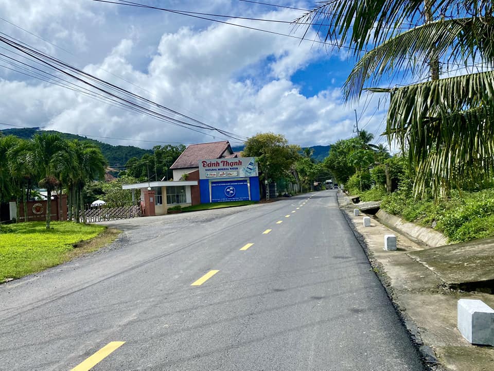 Cần bán lô mặt tiền đường nhựa Đường Hương lộ 62, Huyện Diên Khánh rộng 257m2