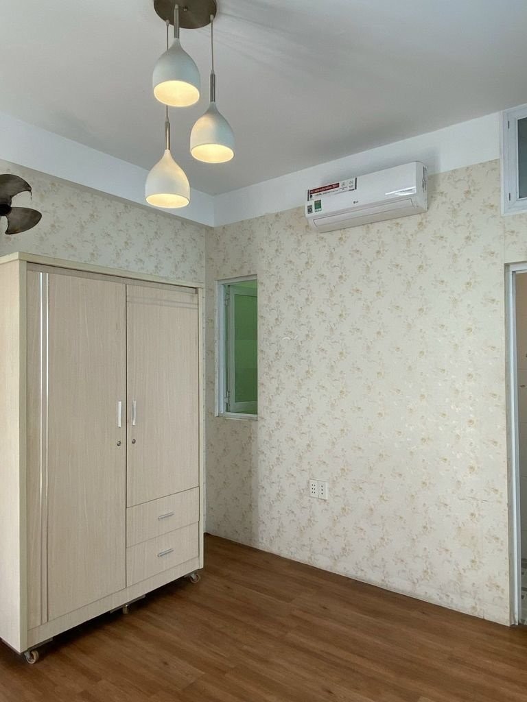 Cho thuê nhà nguyên căn hẻm xe hơi Huỳnh Tấn Phát