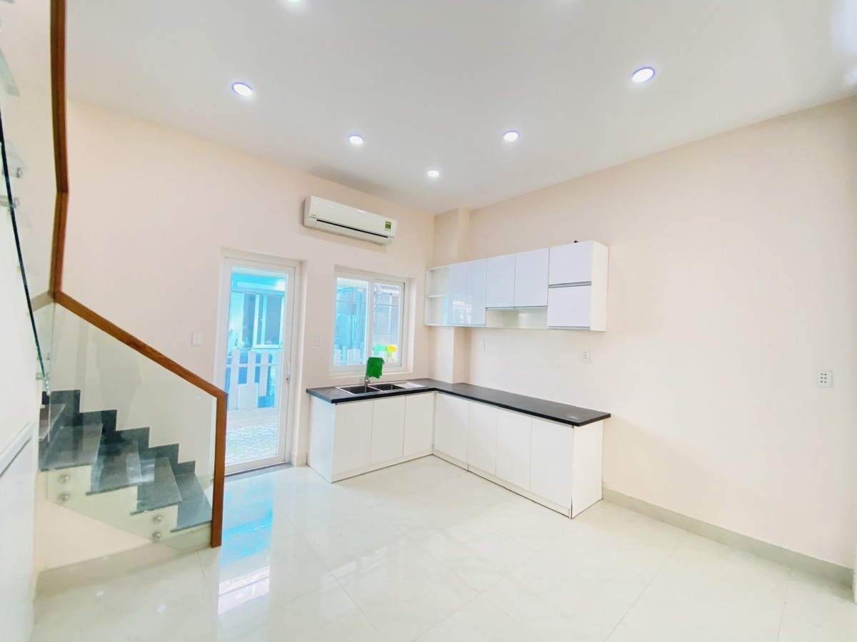 Cho thuê nhà Park Riverside tại Phú Hữu, quận 9 giá 12tr/tháng