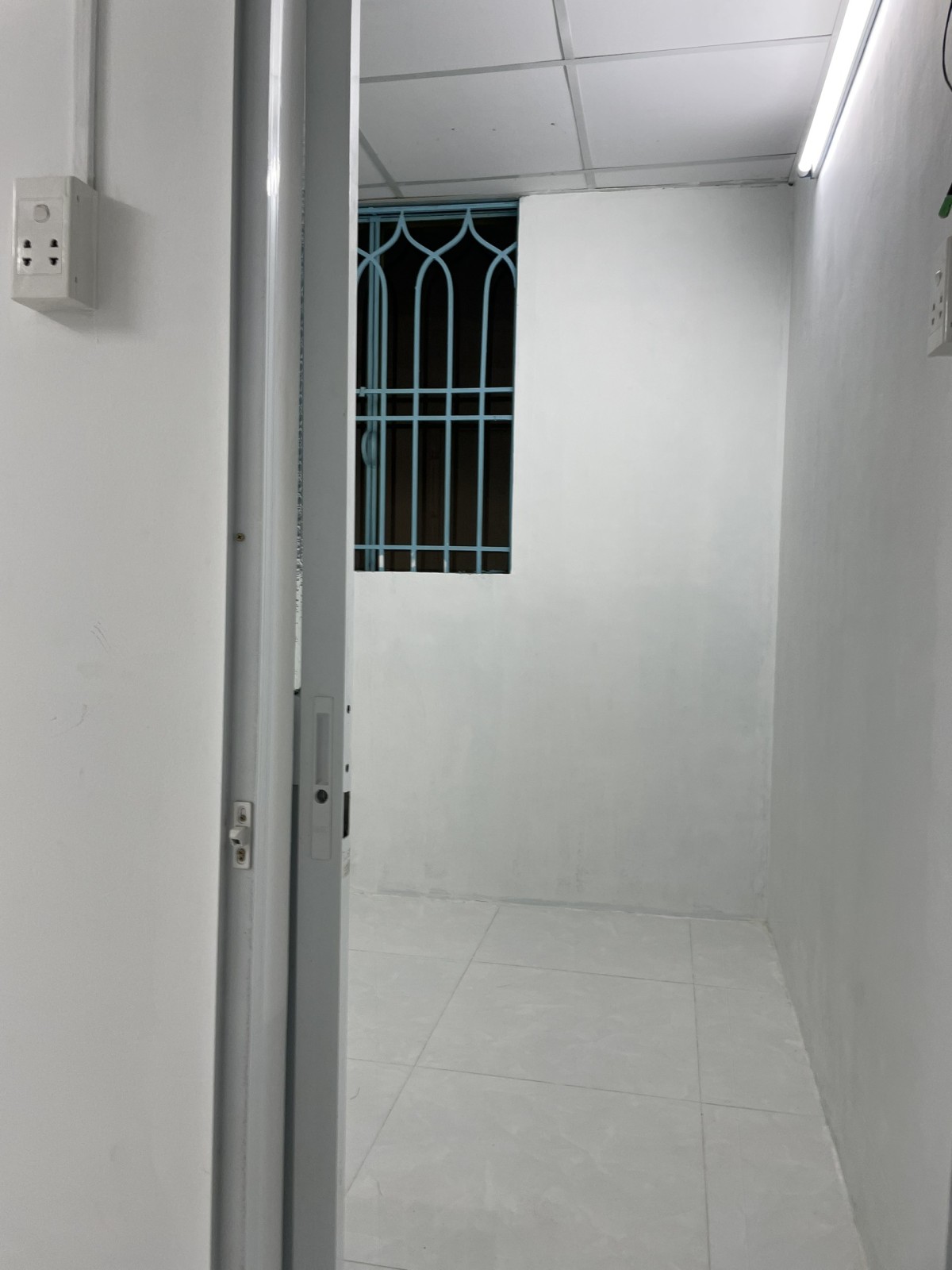 Cho thuê nhà 2 lầu Phú Xuân, Nhà Bè giá thuê 4 tr/tháng