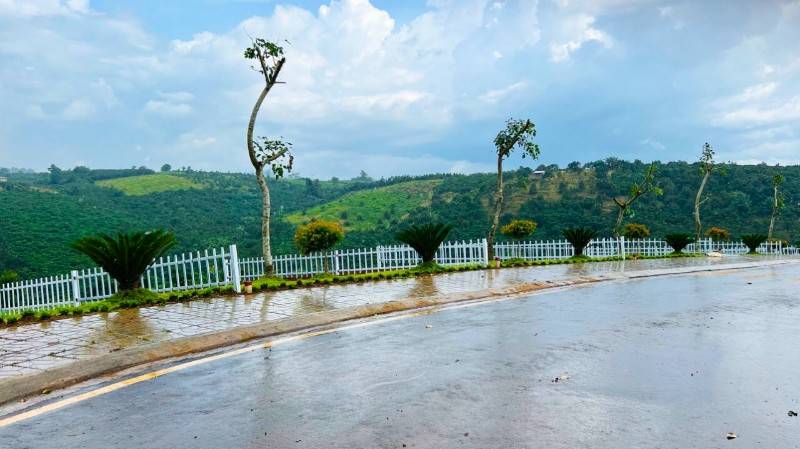 Bán Đất diện tích lớn mặt tiền đường DT725 Bảo Lộc giá rẻ khu dân cư