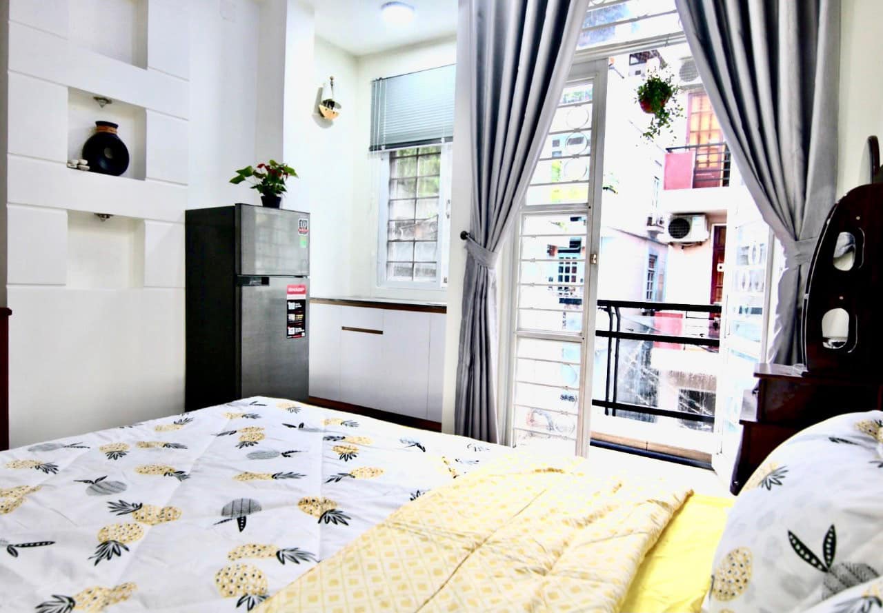 Bán căn hộ dịch vụ đường Lê Văn Sỹ cho thuê 48tr/tháng giá 12.9 tỷ