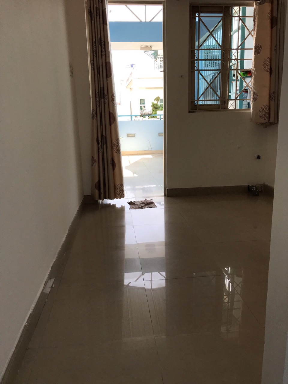 Bán nhà hẻm Nguyễn Đình Chiểu Q3 giá siêu đẹp