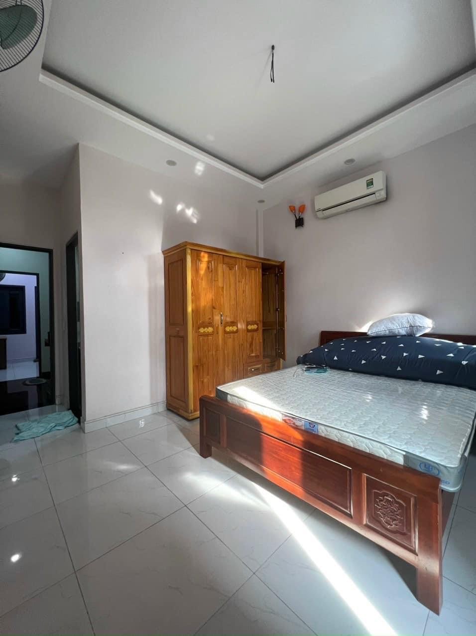 Cho thuê nhà hẻm xe tải đường Phan Văn Trị, P7, Gò Vấp