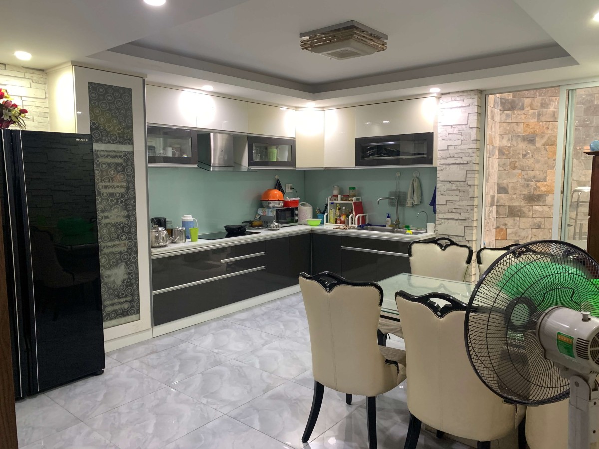 Cho thuê nguyên căn tại đường Phạm Văn Hai, Phường 3, Tân Bình