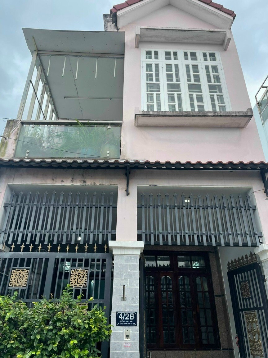 Cho thuê căn nhà hẻm đường 160, Tăng Nhơn Phú A, quận 9