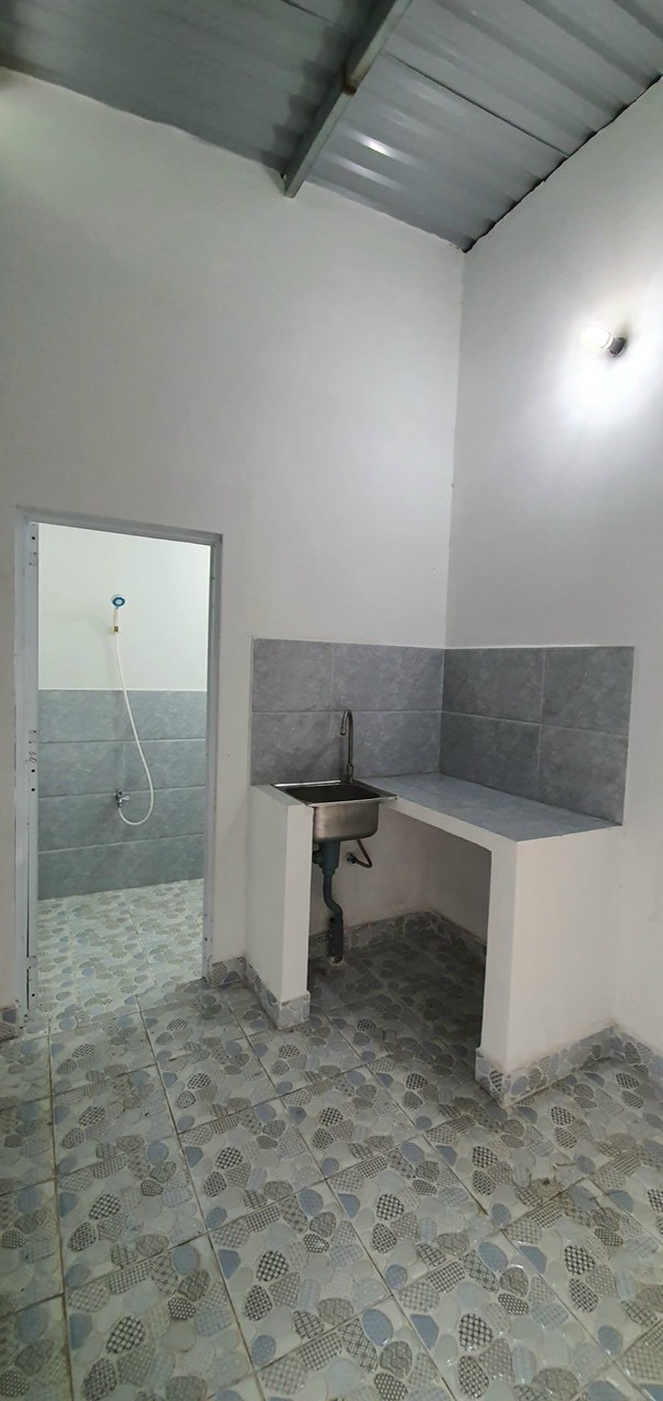Cho thuê nhà tiện kinh doanh dịch vụ tại quận 9 giá 6tr/tháng