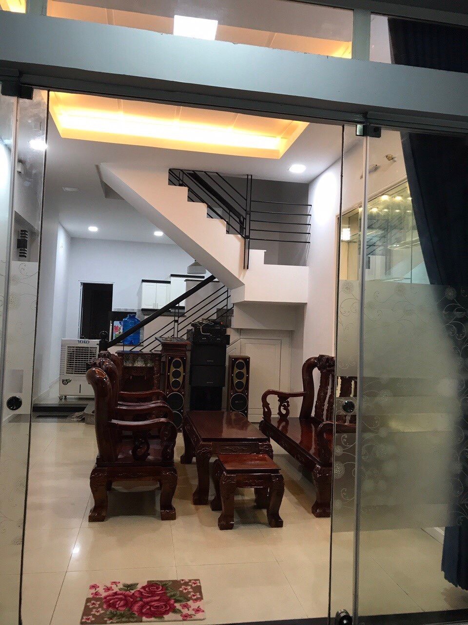 Cho thuê nhà nguyên căn 3 tầng đường Nguyễn Thị Thập giá tốt