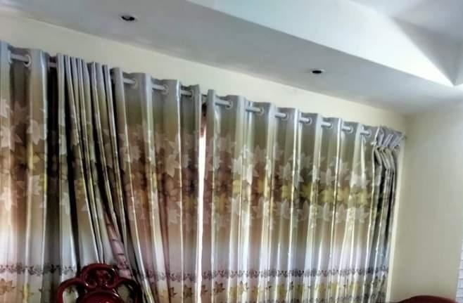 Cần bán gấp căn nhà ở phố Lạc Long Quân, Nhật Tân, Tây Hồ, Hà Nội