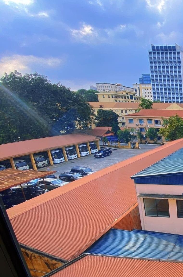 Cần bán nhanh căn nhà mặt phố ở Cầu Giấy, Hà Nội 