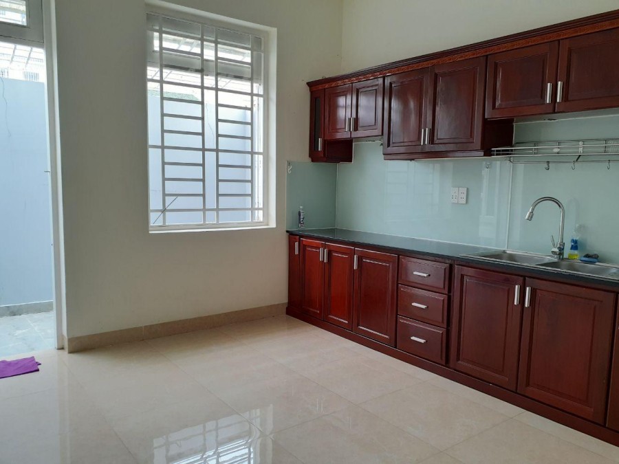 Cho thuê nhà 2 lầu gần Trần Não giá 18 triệu/tháng