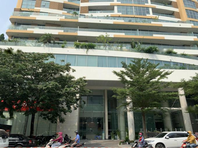 Bán căn nhà phố thương mại số 593 lạc Long Quân, Hà Nội