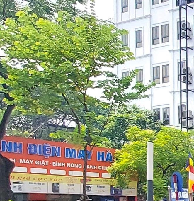 Bán nhà mặt phố Lạc Long Quân, Cầu Giấy, Hà Nội